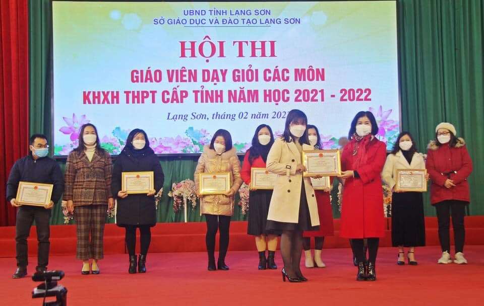GV_day_gioi_KHXH_2708f
