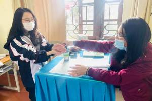 TRƯỜNG THPT VIỆT BẮC  CHUNG TAY PHÒNG CHỐNG COVID-19