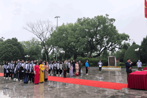 TRƯỜNG THPT VIỆT BẮC DÂNG HƯƠNG TƯỞNG NIỆM NHÂN DỊP KỶ NIỆM 112 NGÀY SINH ĐỒNG CHÍ HOÀNG VĂN THỤ (4/11/1909-4/11/2021)