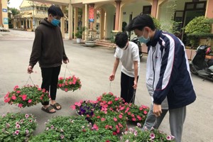 [TRƯỜNG THPT VIỆT BẮC VỚI TẾT TRỒNG CÂY]