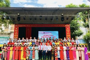 Kỷ niệm ngôi trường 75 năm tuổi