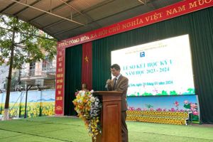 Lễ sơ kết học kì I năm học 2023-2024 của trường THPT Việt Bắc